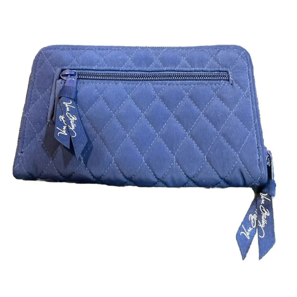 Vera Bradley RFID Turnlock Wallet Classic Navy Blue‎ Quilted Zip Around Travel - Picture 2 of 6
